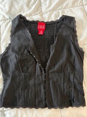 Coco & Shay Black Lace-Trim Button Down Tank